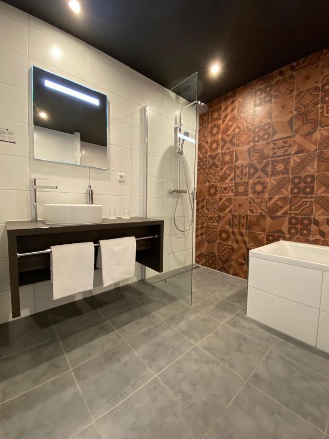Fletcher Hotel-Restaurant Byzoo Емен Екстериор снимка